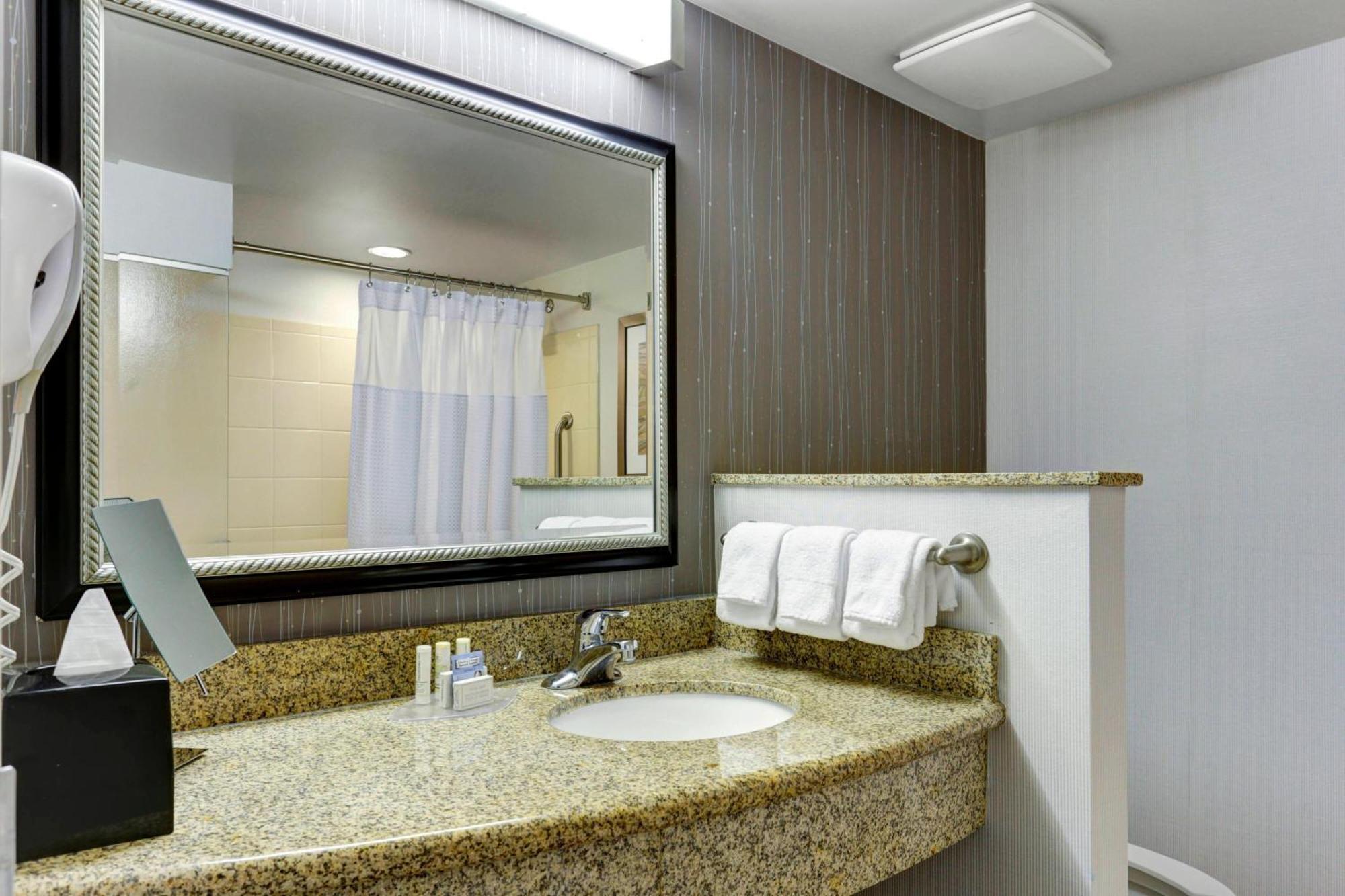 Courtyard By Marriott Anniston Oxford Otel Dış mekan fotoğraf