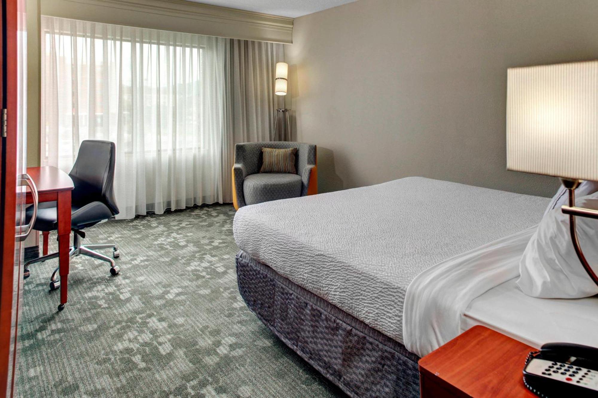 Courtyard By Marriott Anniston Oxford Otel Dış mekan fotoğraf
